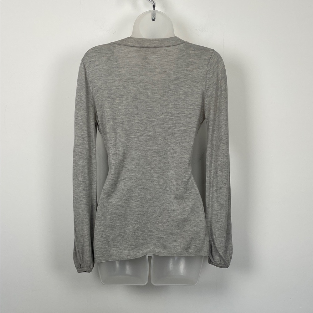 White House Black Market Silk Cashmere Gray Babydoll Smocked Women L V Neck Top - Picture 4 of 7